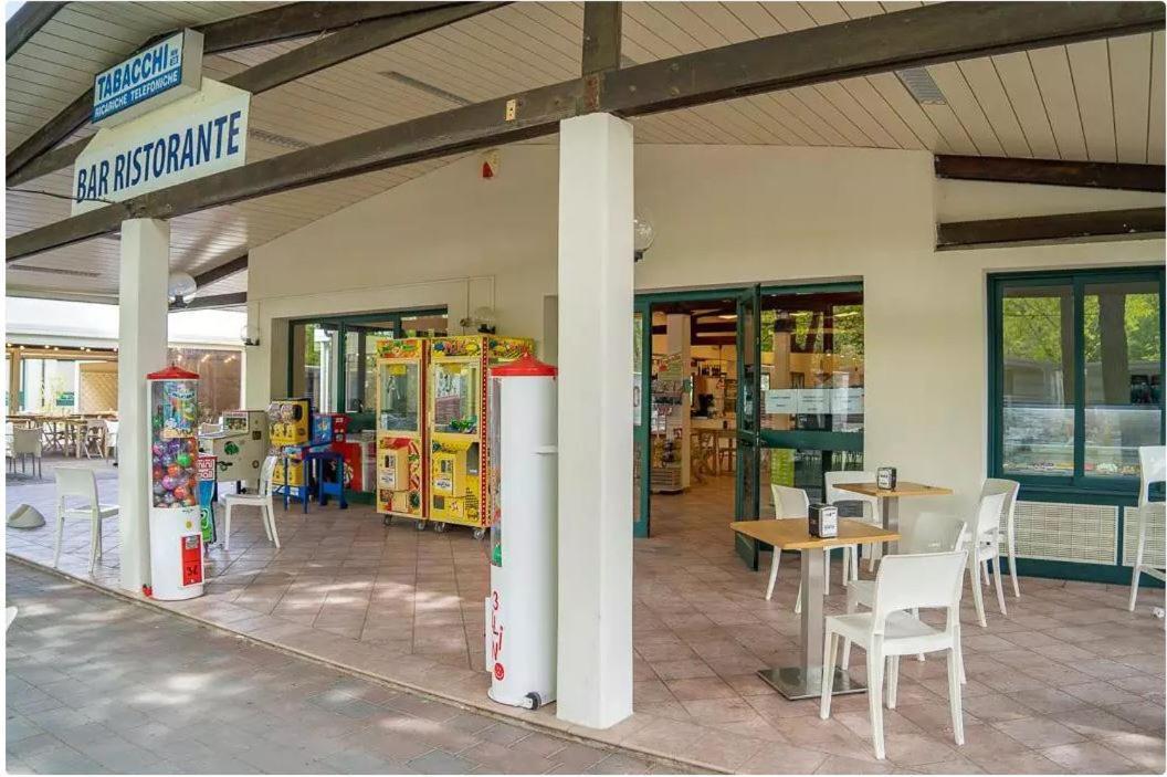 Vacanceselect Mobil homes - Camping Pineta sul mare camping village Cesenatico Eksteriør bilde