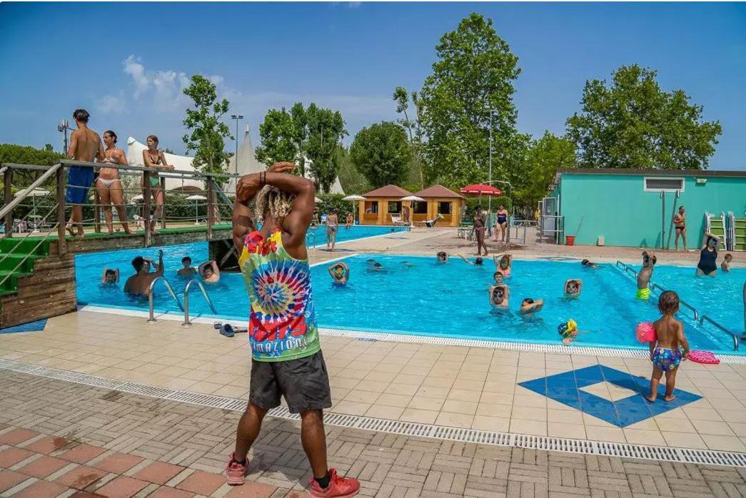 Vacanceselect Mobil homes - Camping Pineta sul mare camping village Cesenatico Eksteriør bilde
